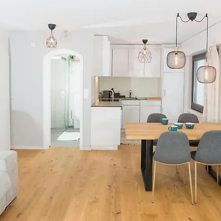 Sundroina Flat For Two People Centre *